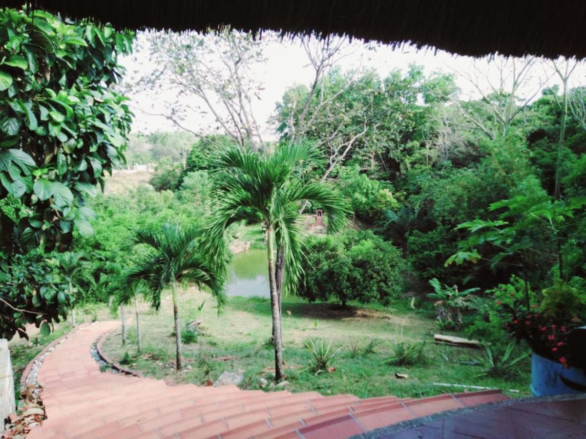 Casa Campo Emaus Caucasia Buitenkant foto