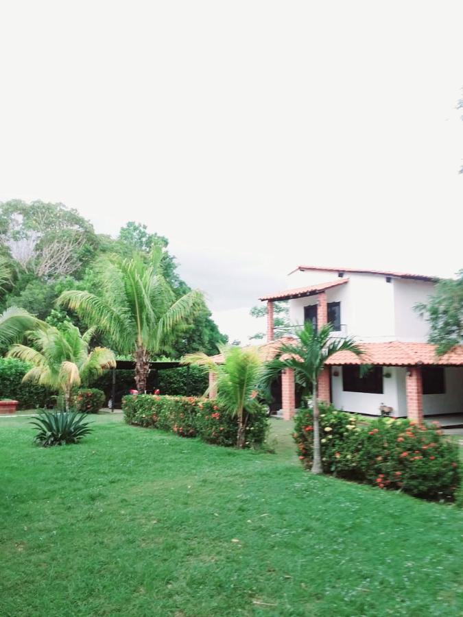 Casa Campo Emaus Caucasia Buitenkant foto